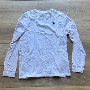 EUC Abercrombie Kids Essential Icon Long Sleeve White Tee